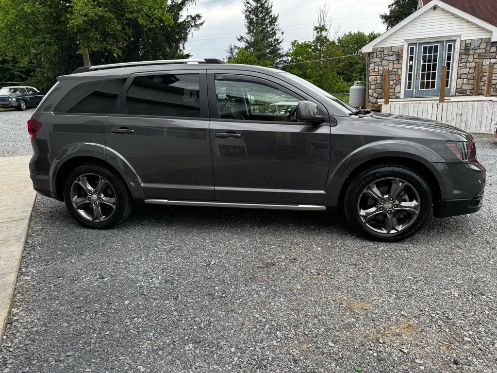 Used 2015 Dodge Journey Crossroad w/ Flexible Seating Group image 4