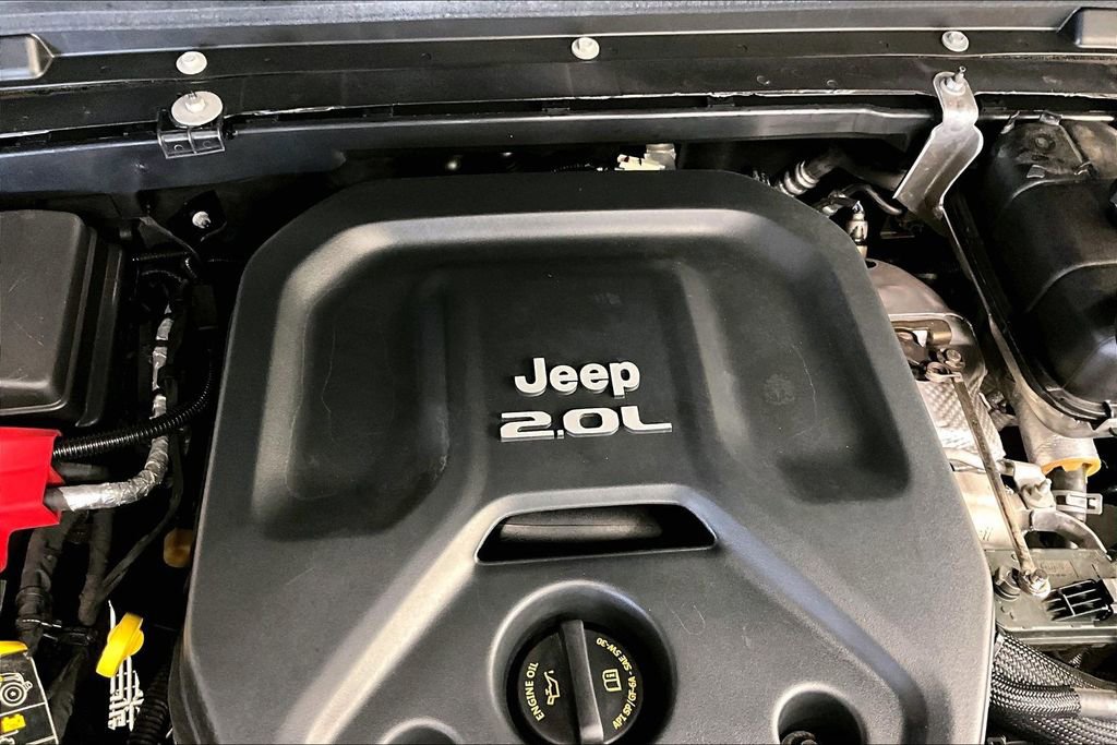 Used 2021 Jeep Wrangler Unlimited Sport image 31