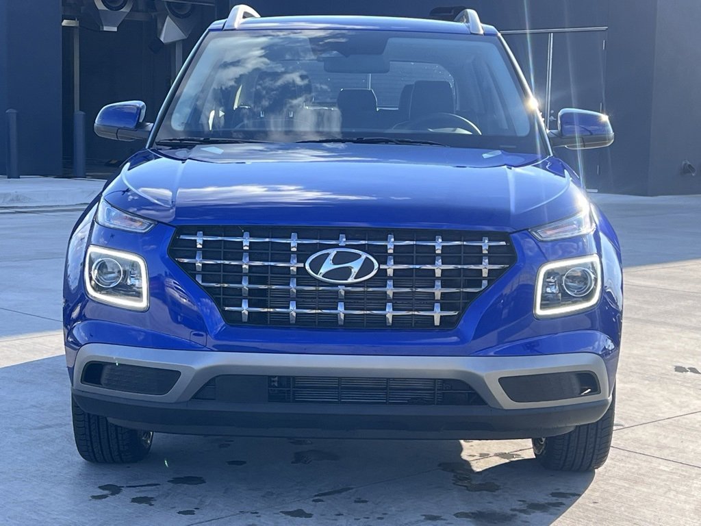New 2025 Hyundai Venue Limited image 6