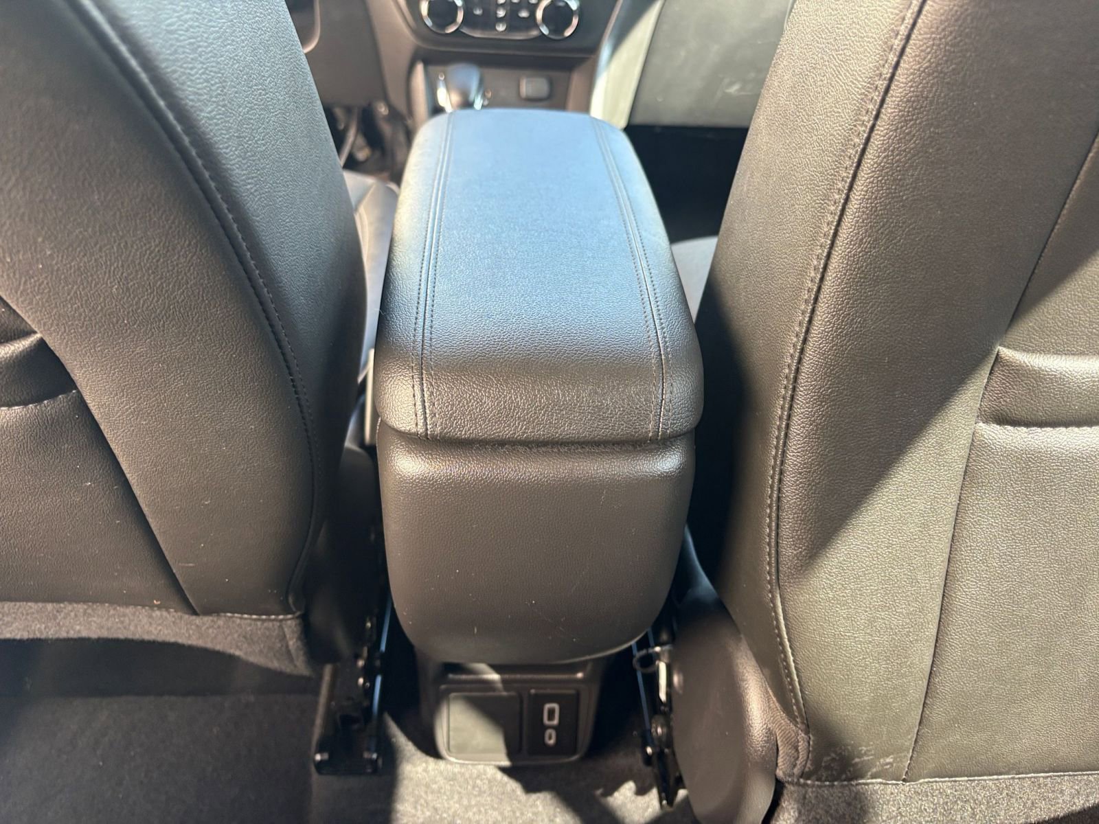 Used 2025 Buick Encore GX Preferred image 24