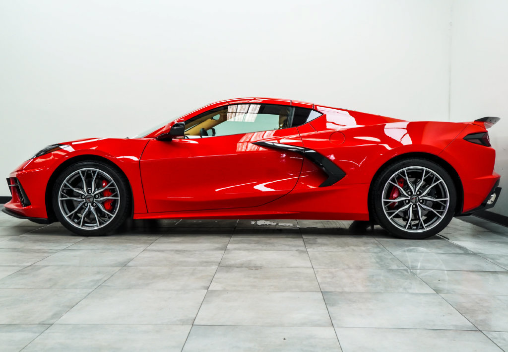 Used 2023 Chevrolet Corvette Stingray Premium Cpe w/ Z51 Performance Package RWD image 9