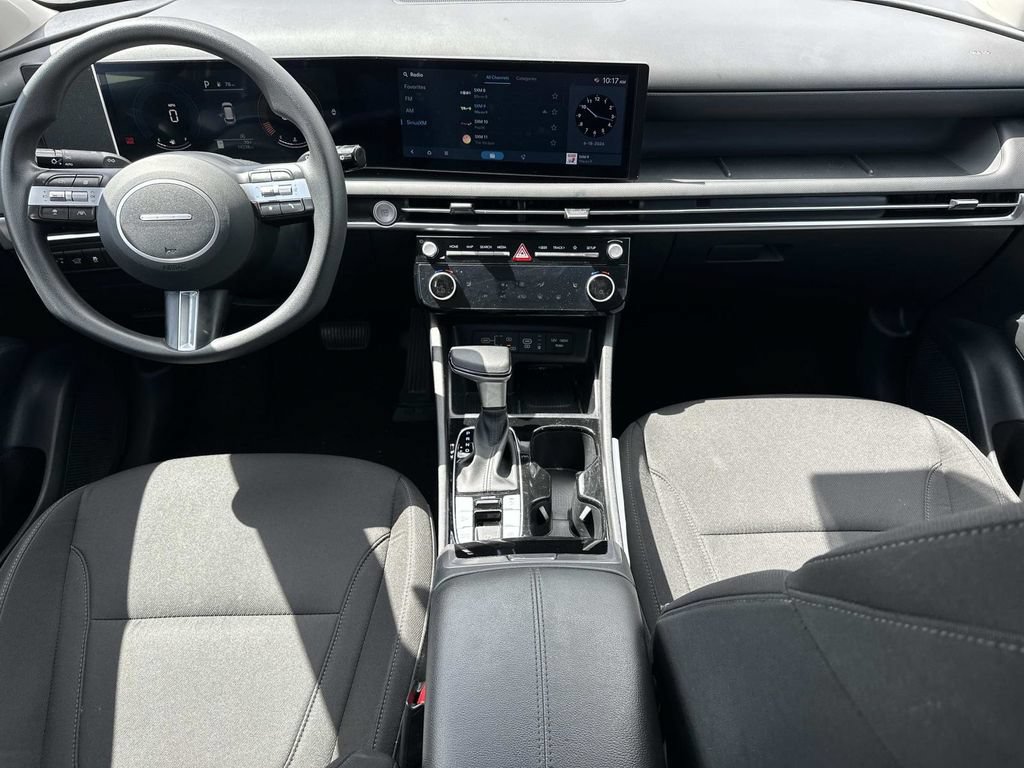 Used 2025 Hyundai Tucson SEL FWD image 13
