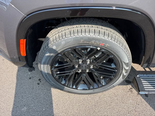 New 2026 Jeep Grand Wagoneer L Limited AWD/4WD image 37