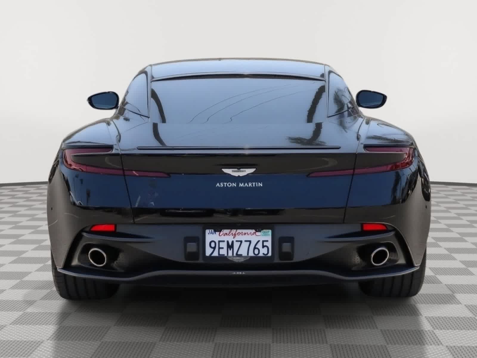 Used 2020 Aston Martin DB11 Coupe RWD image 8