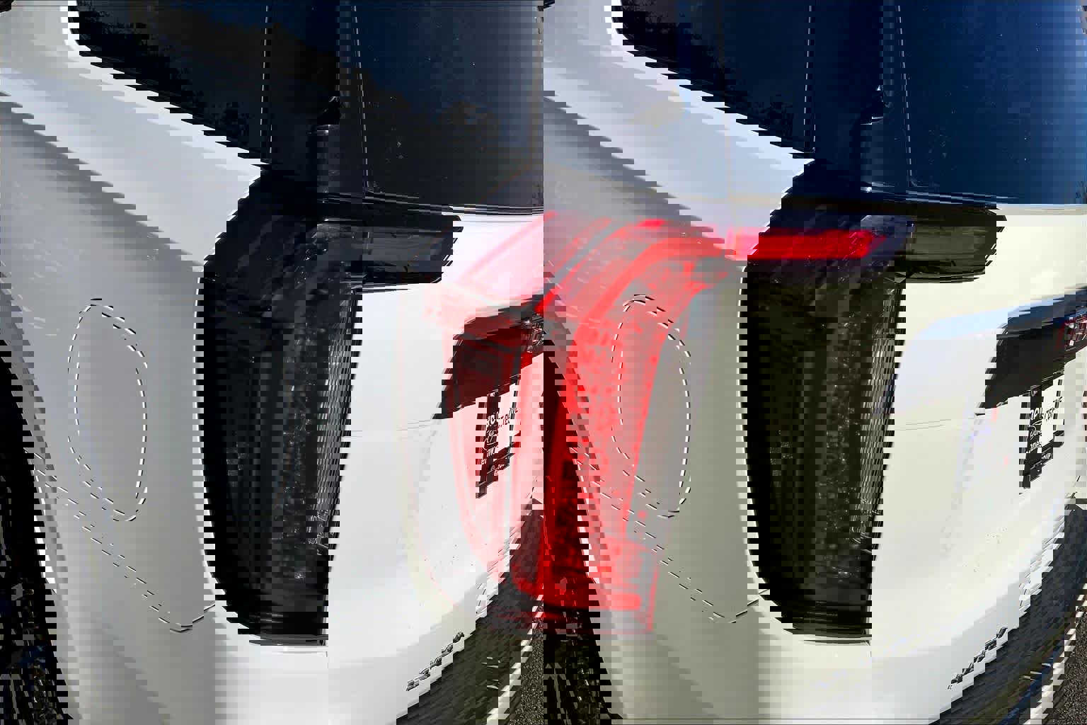 Used 2024 GMC Yukon AT4 w/ AT4 Premium Package image 27