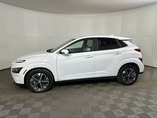 Used 2022 Hyundai Kona SEL w/ Convenience Package image 6