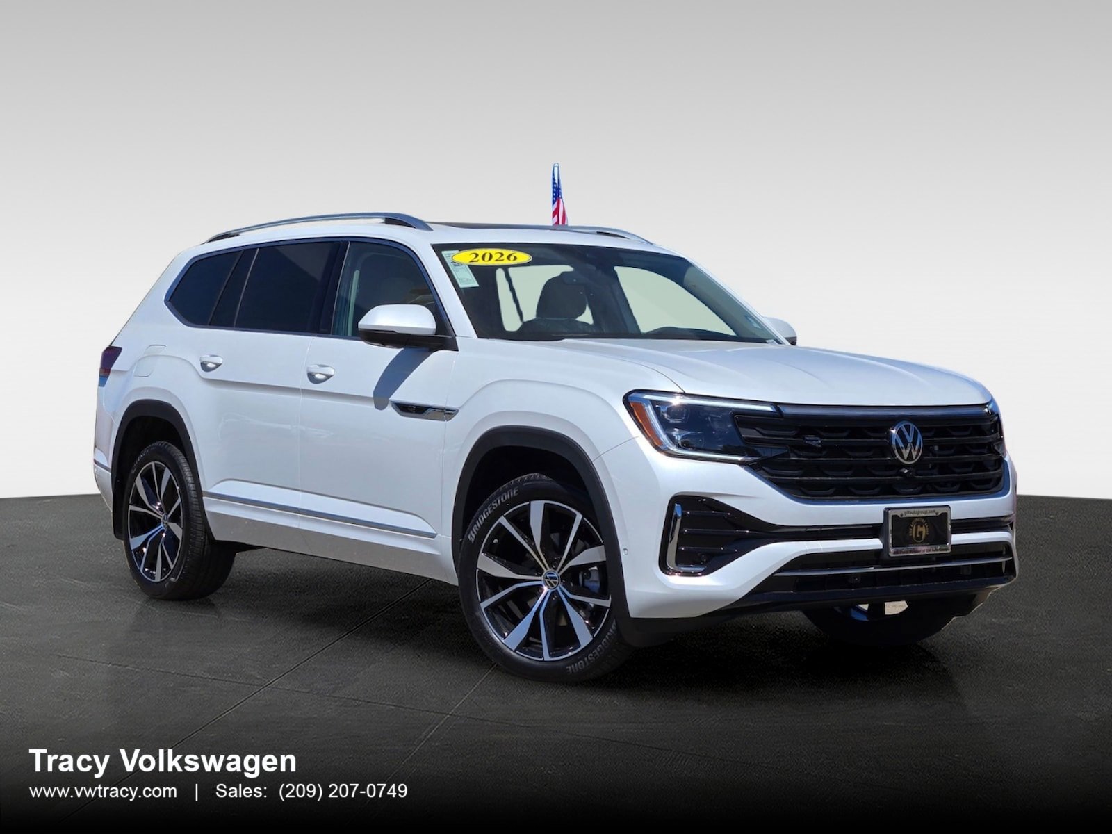 New 2026 Volkswagen Atlas SEL Premium R-Line image 1