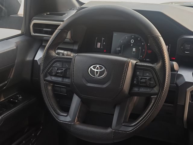 Certified 2025 Toyota Tacoma SR5 AWD/4WD image 18