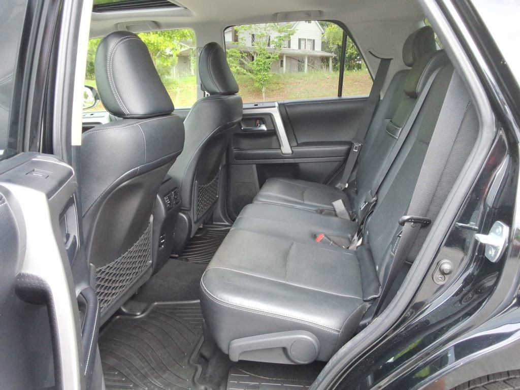 Used 2016 Toyota 4Runner Limited AWD/4WD image 19