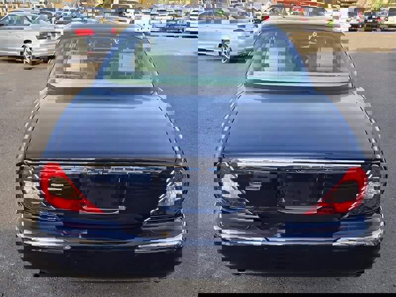 Used 2006 Jaguar XJ8 image 5