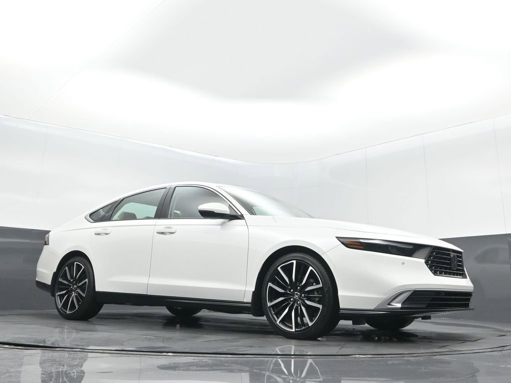 Certified 2023 Honda Accord Touring image 26