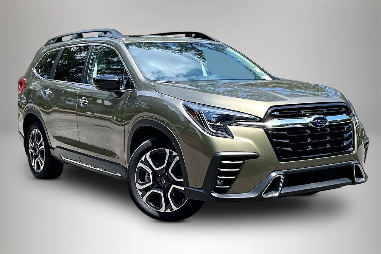 Used 2025 Subaru Ascent Touring w/ Popular Package #1 AWD/4WD image 2