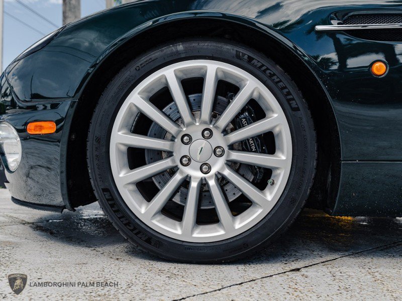 Used 2003 Aston Martin Vanquish RWD image 44