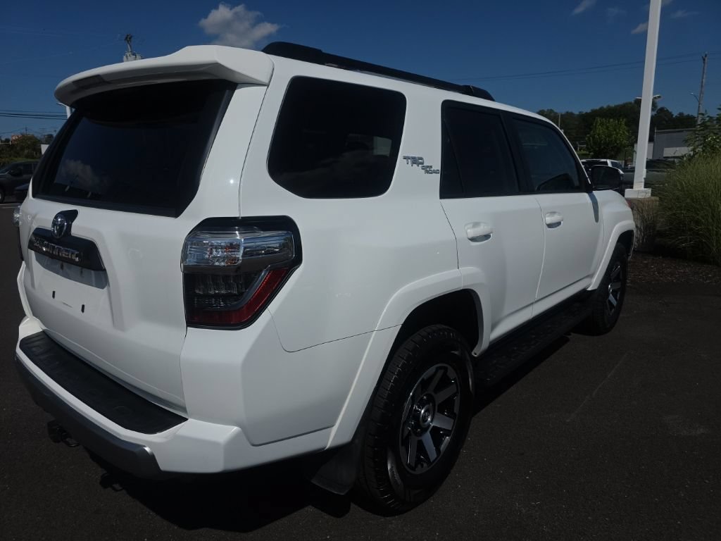Used 2021 Toyota 4Runner TRD Off-Road Premium w/ Moonroof Package AWD/4WD image 7