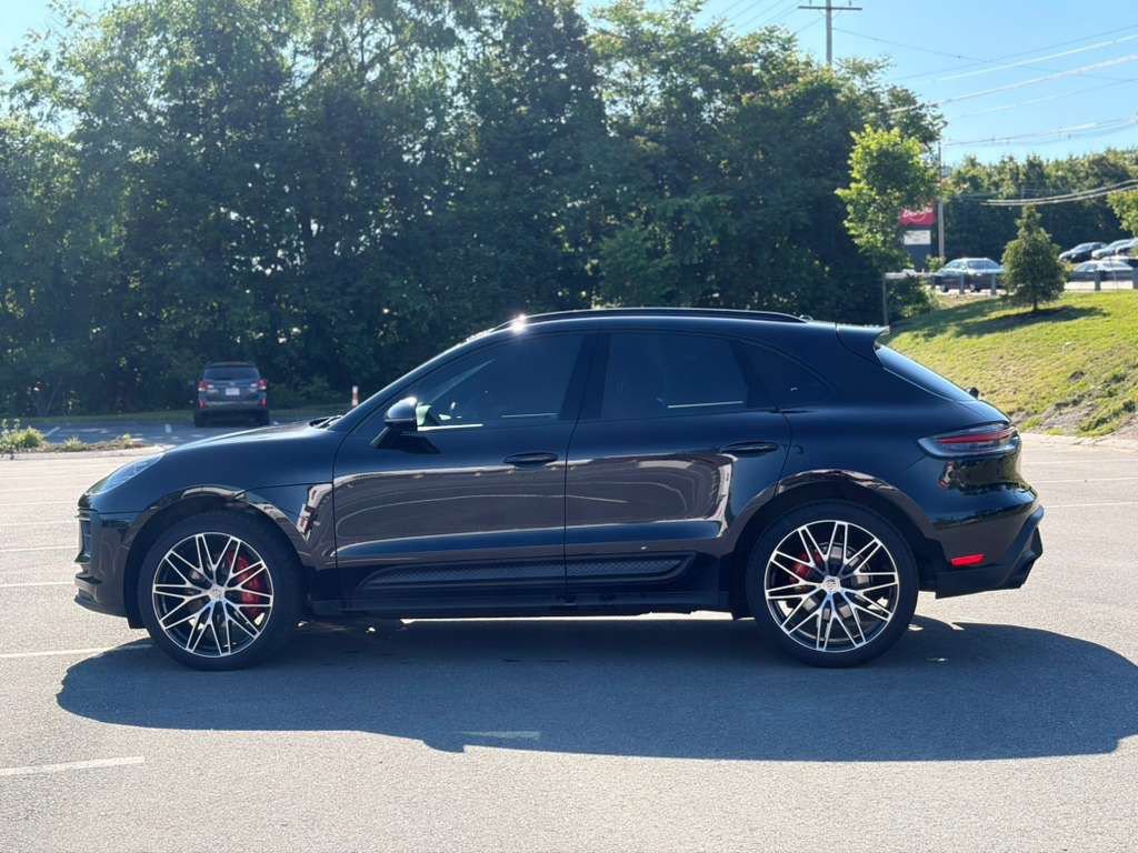 Used 2022 Porsche Macan S w/ Sport Chrono Package AWD/4WD image 3