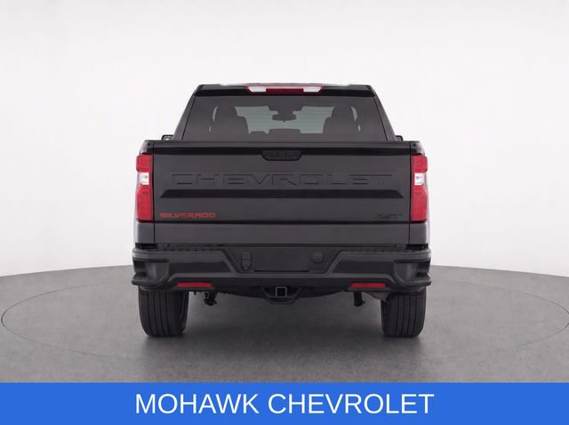 Used 2023 Chevrolet Silverado 1500 RST w/ Redline Edition AWD/4WD image 8