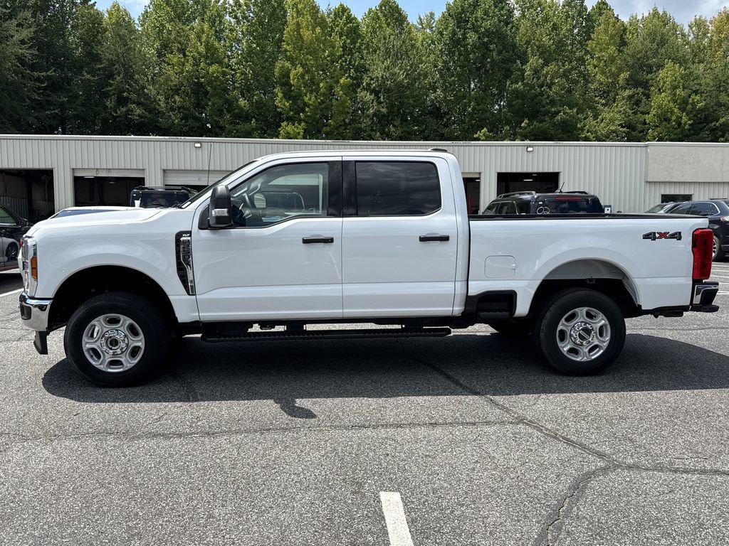 Used 2025 Ford F250 XLT w/ Snow Plow Prep Package AWD/4WD image 4