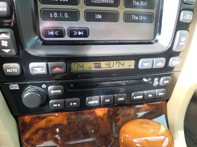 Used 2007 Jaguar XJ8 image 27