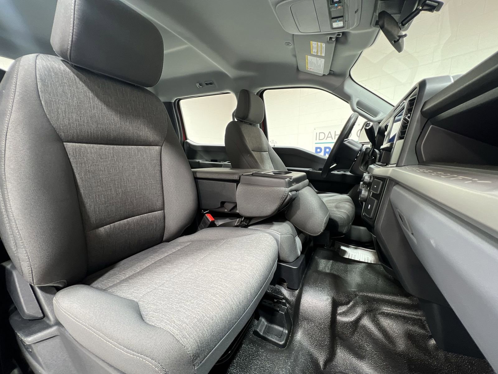 Used 2025 Ford F350 XL w/ XL Chrome Package image 23