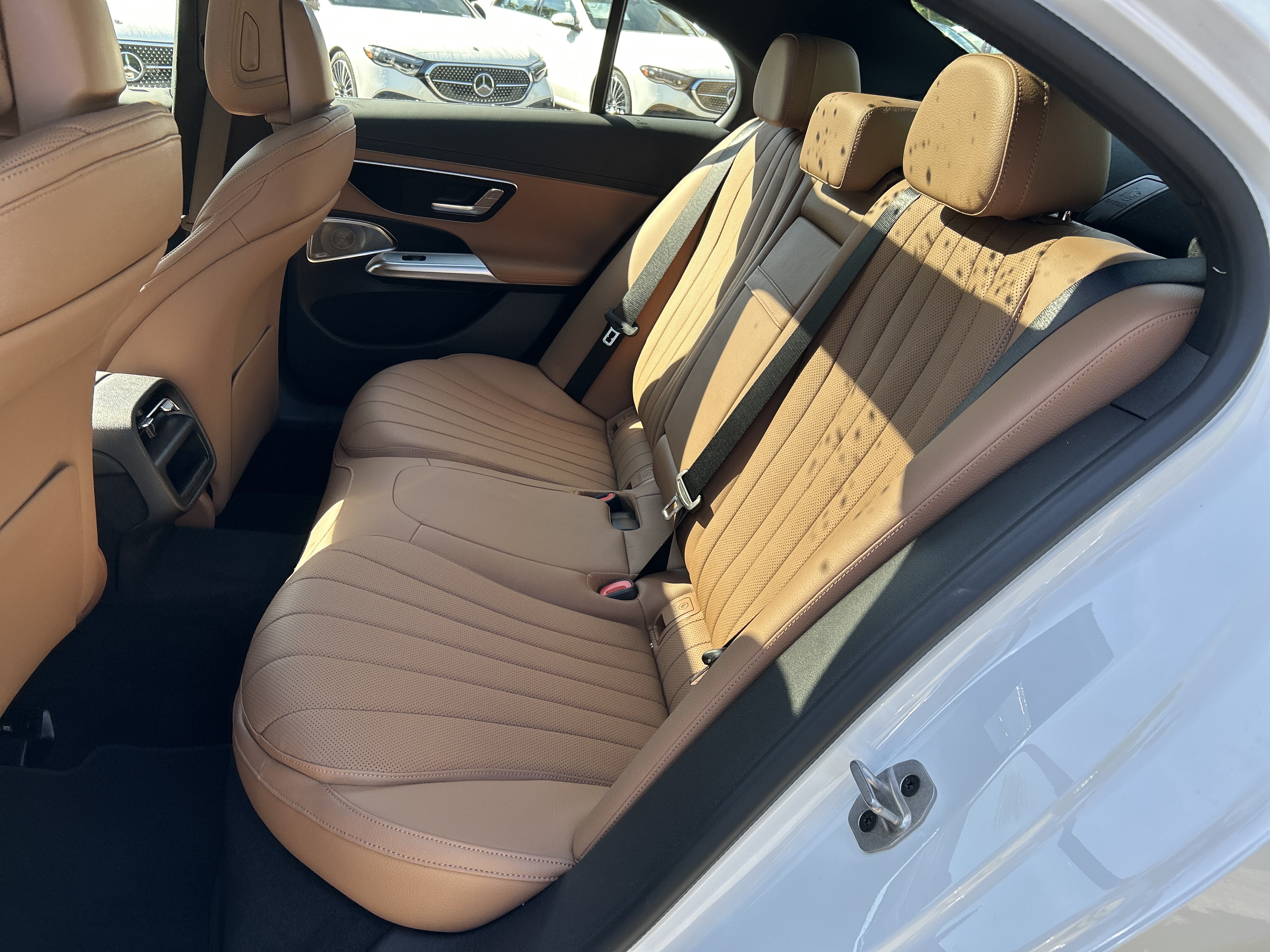 New 2026 Mercedes-Benz E 450 4MATIC Sedan image 37