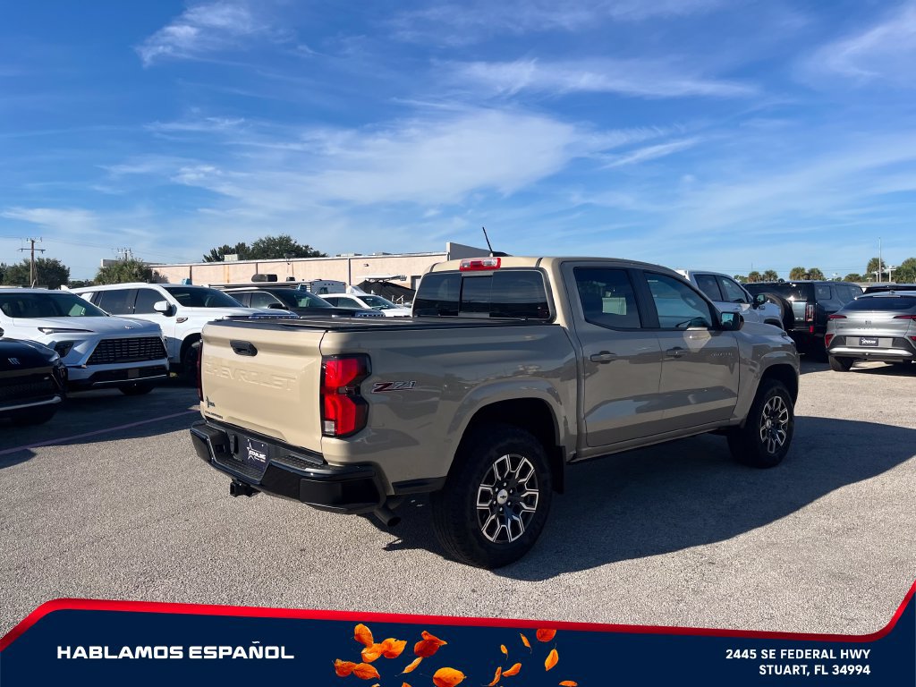 Used 2023 Chevrolet Colorado Z71 w/ Z71 Convenience Package 2 AWD/4WD image 7