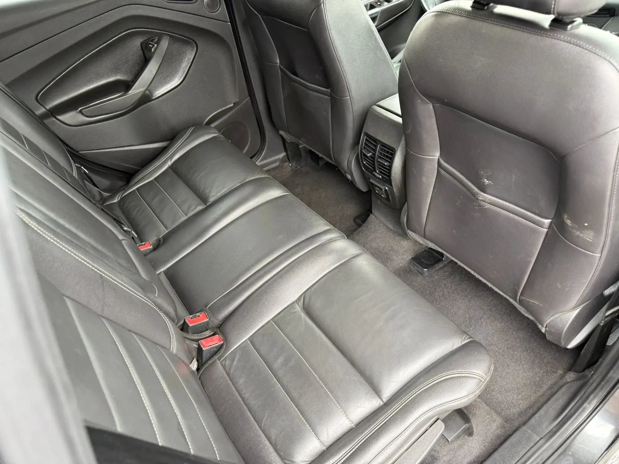 Used 2016 Ford Escape Titanium w/ Equipment Group 301A AWD/4WD image 34