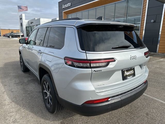 Used 2024 Jeep Grand Cherokee L Limited w/ Luxury Tech Group II image 8