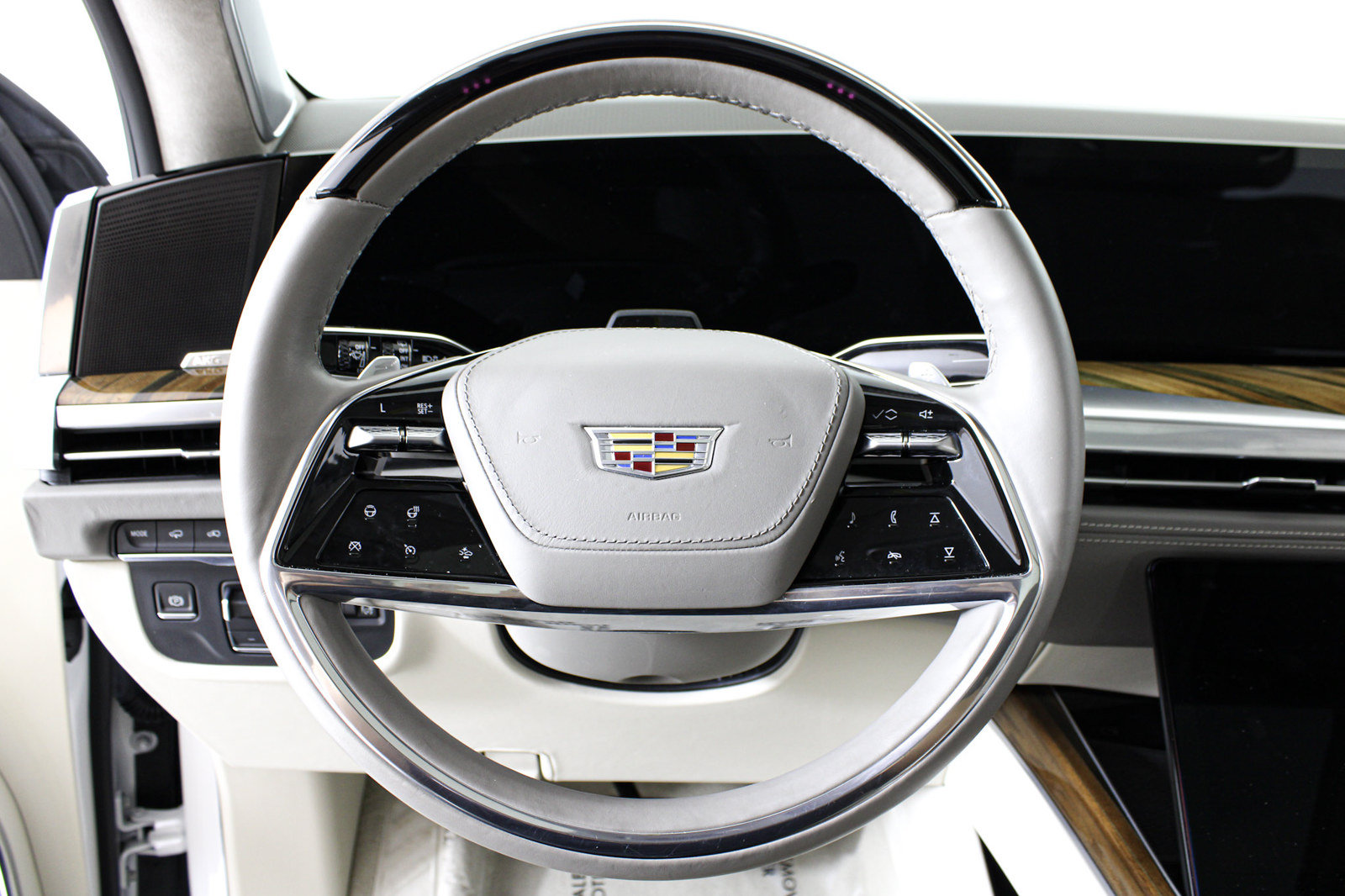 Used 2025 Cadillac Escalade ESV Sport Platinum RWD image 51
