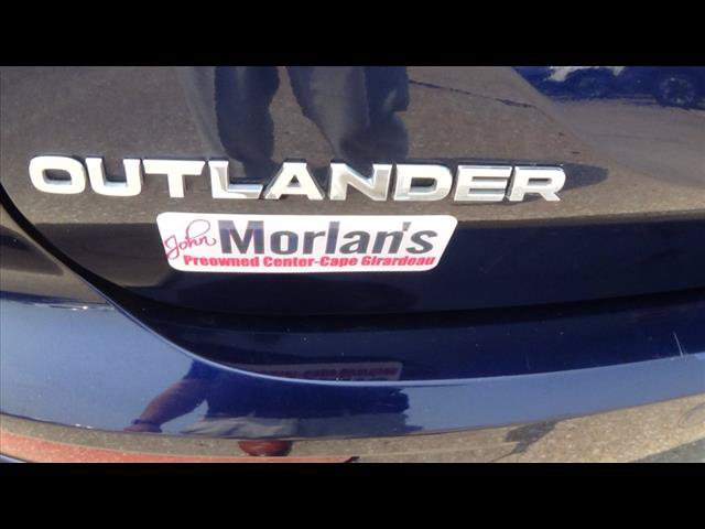 Used 2023 Mitsubishi Outlander SE AWD/4WD image 8