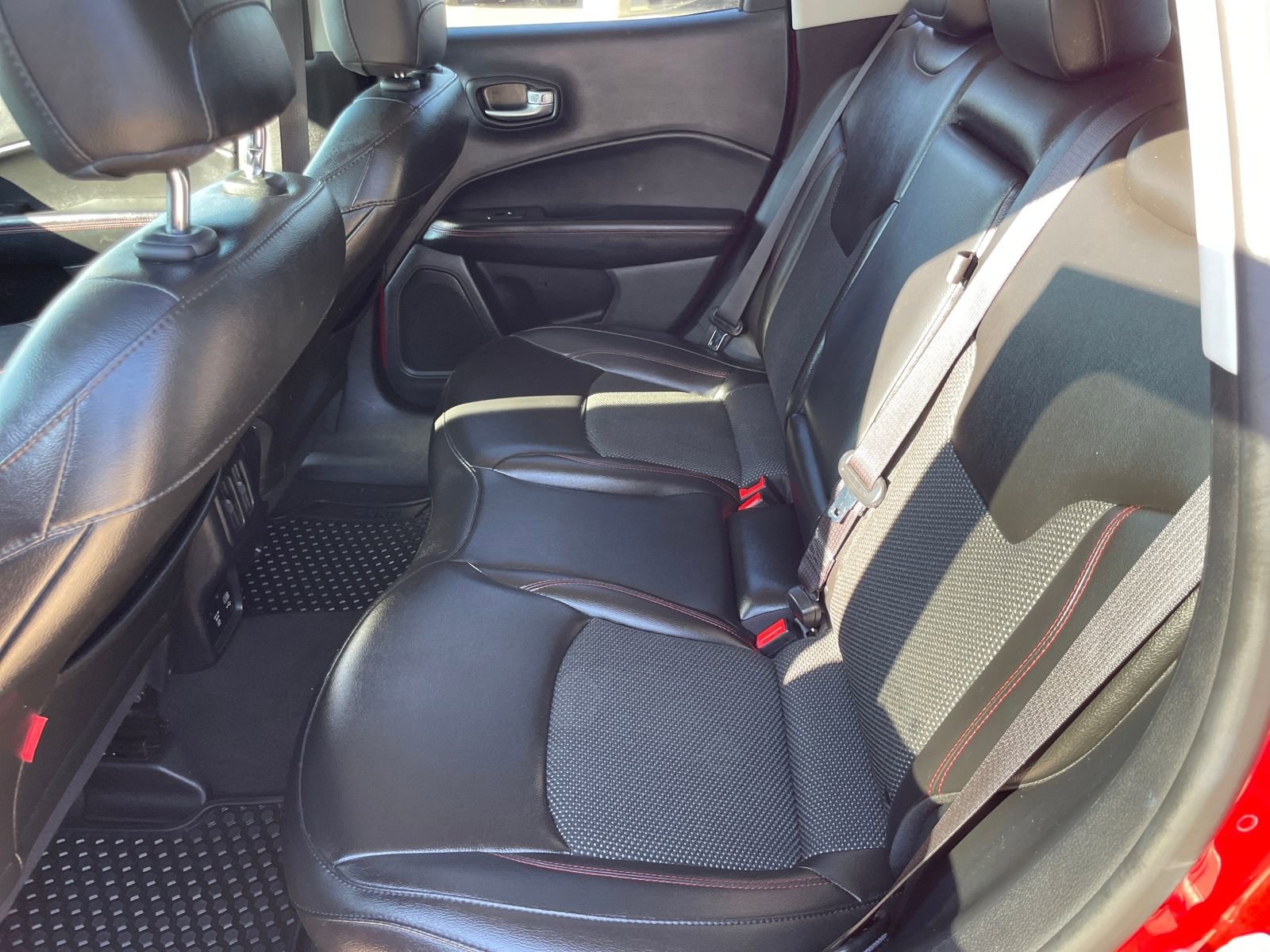 Used 2021 Jeep Compass Trailhawk image 23