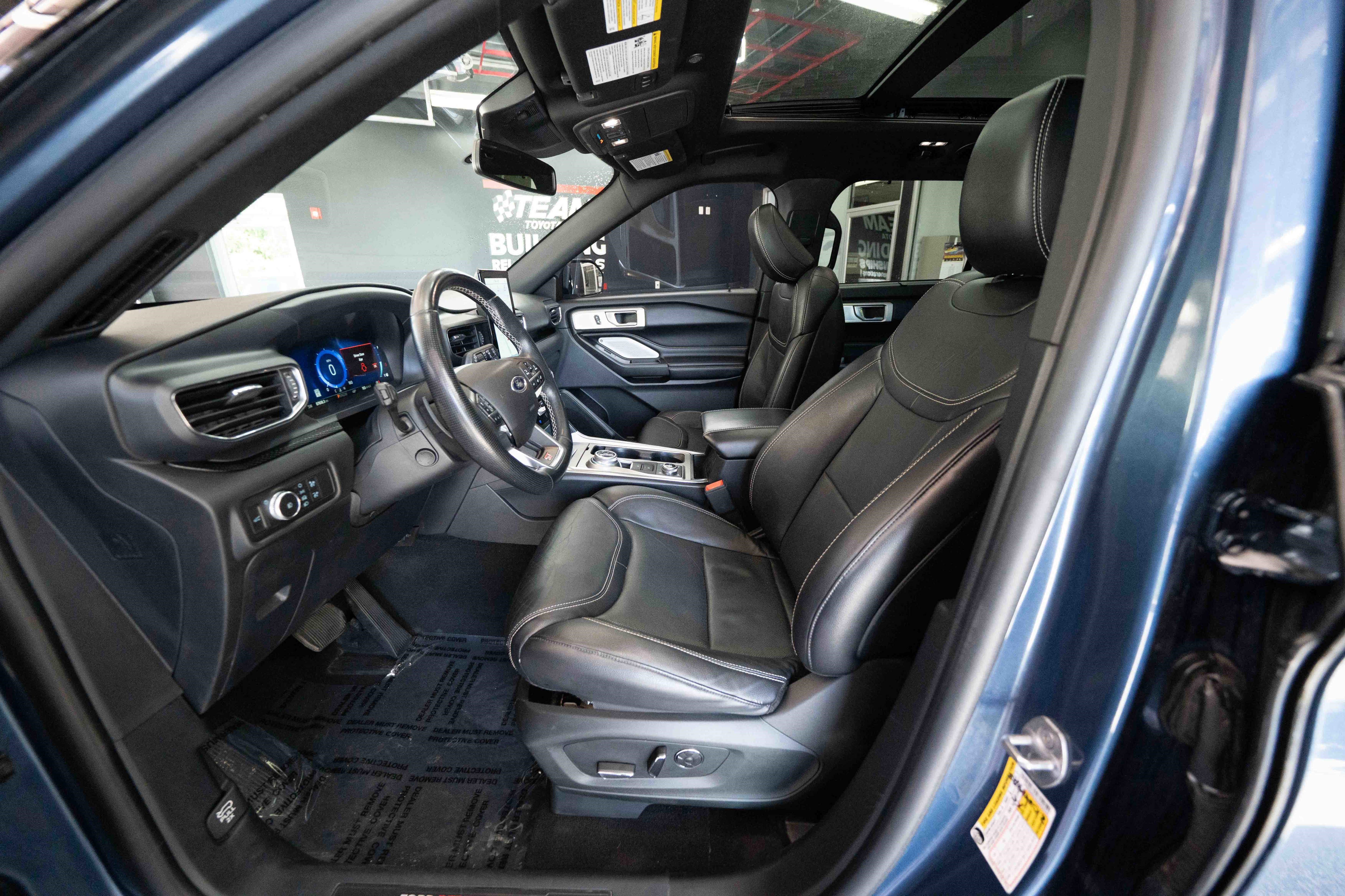Used 2020 Ford Explorer ST w/ ST Street Pack AWD/4WD image 9