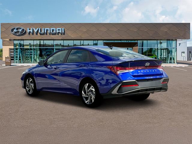 New 2025 Hyundai Elantra Sport image 5