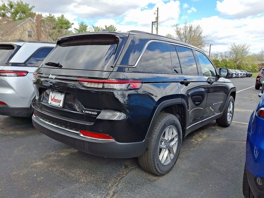 New 2025 Jeep Grand Cherokee Laredo X w/ Luxury Tech Group I image 6