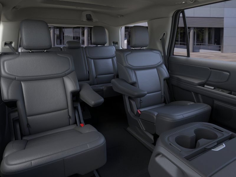 New 2026 Ford Expedition Active RWD image 11
