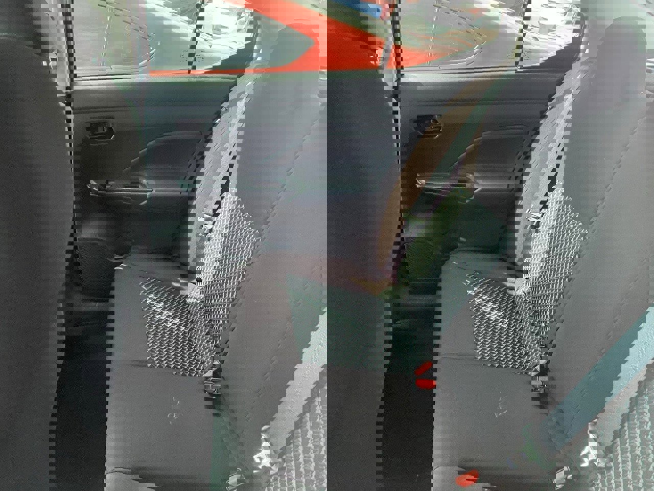 Used 2024 Nissan Versa S w/ S Plus Package image 9