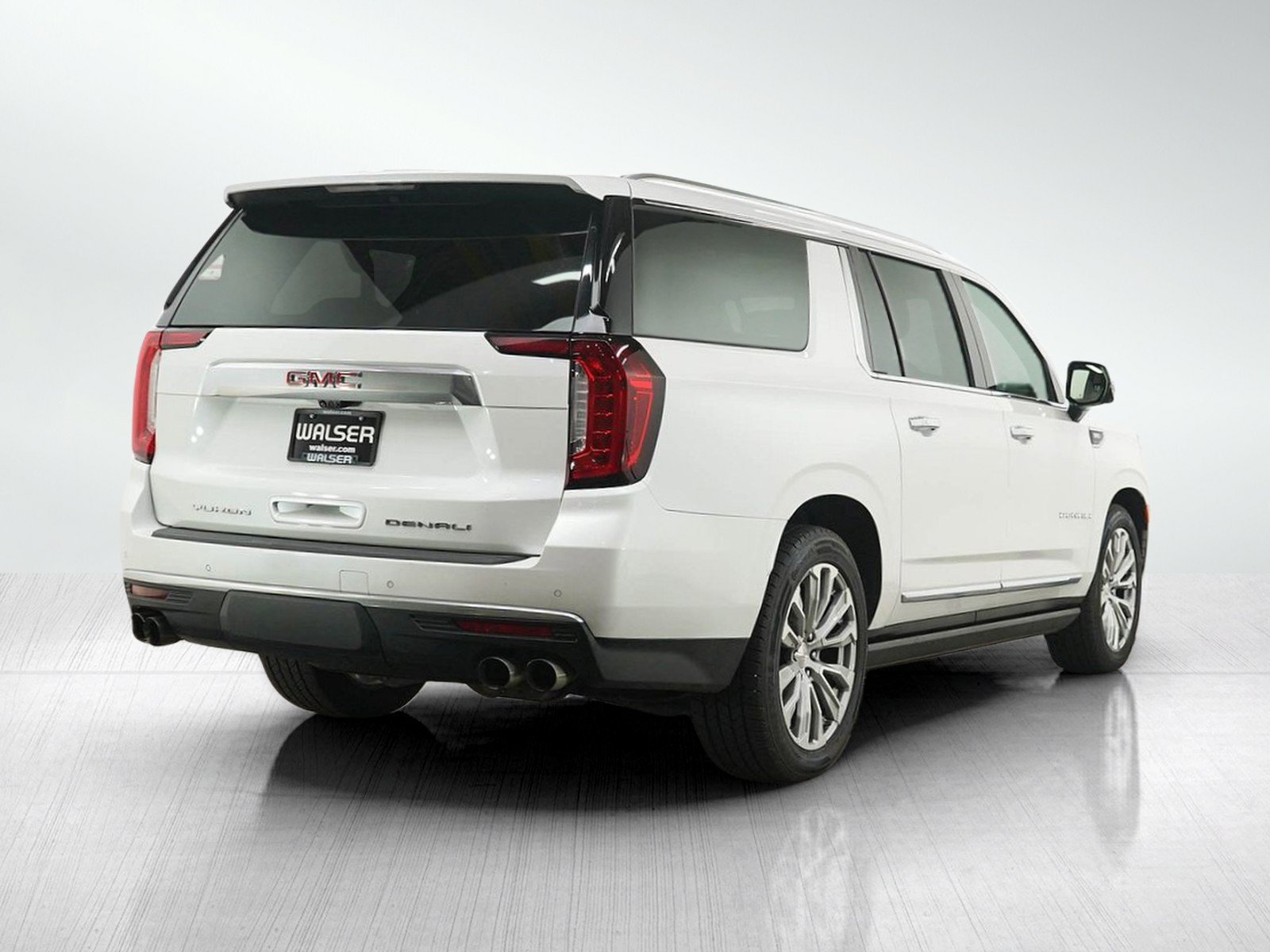 Used 2021 GMC Yukon XL Denali w/ Denali Ultimate Package AWD/4WD image 5