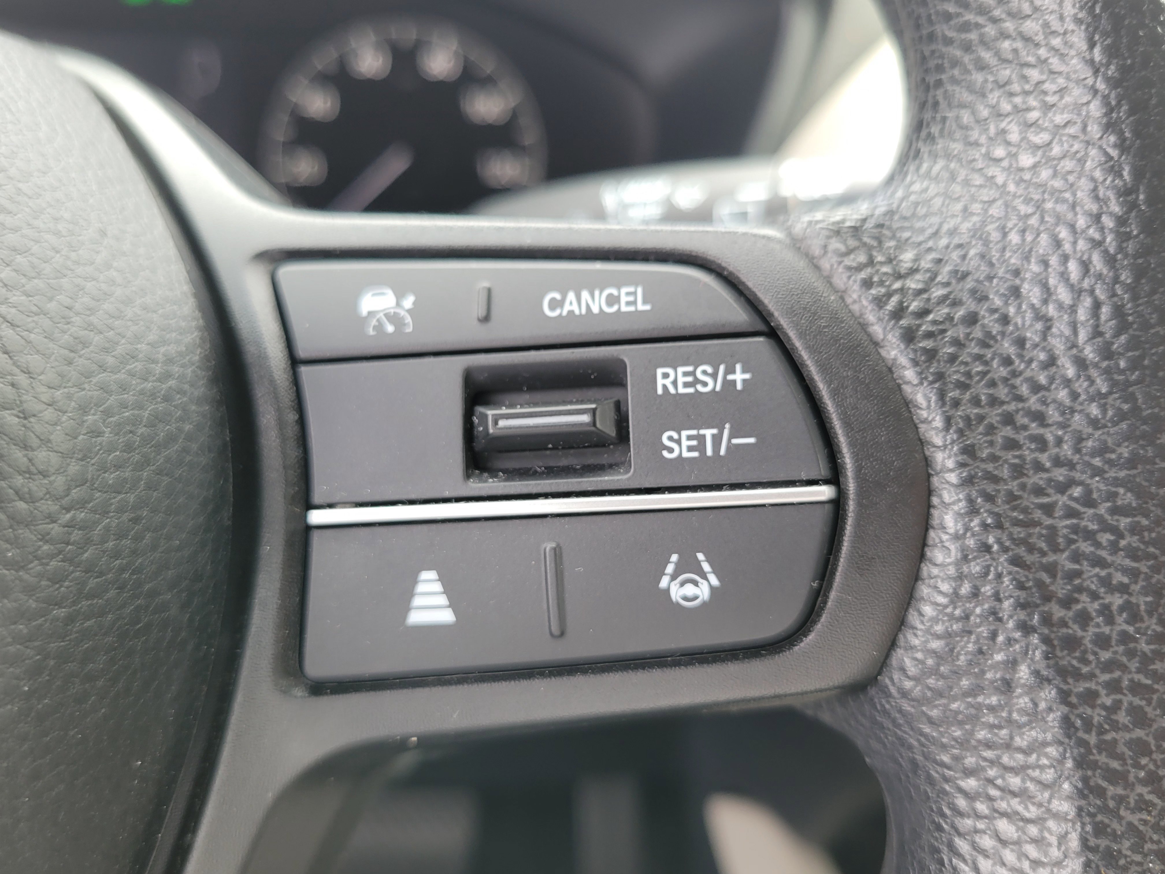 Certified 2023 Honda HR-V LX image 19