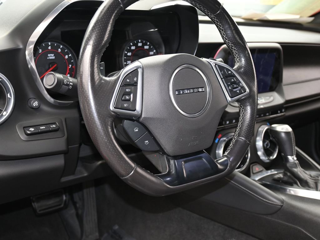 Used 2019 Chevrolet Camaro LT image 14