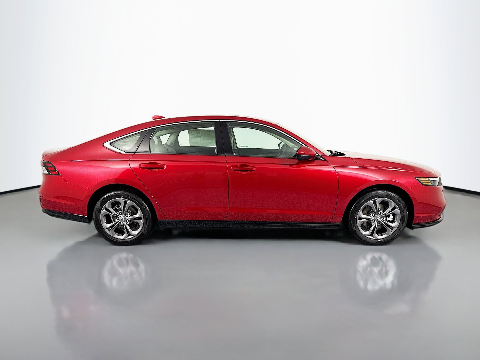 New 2026 Honda Accord EX-L image 4