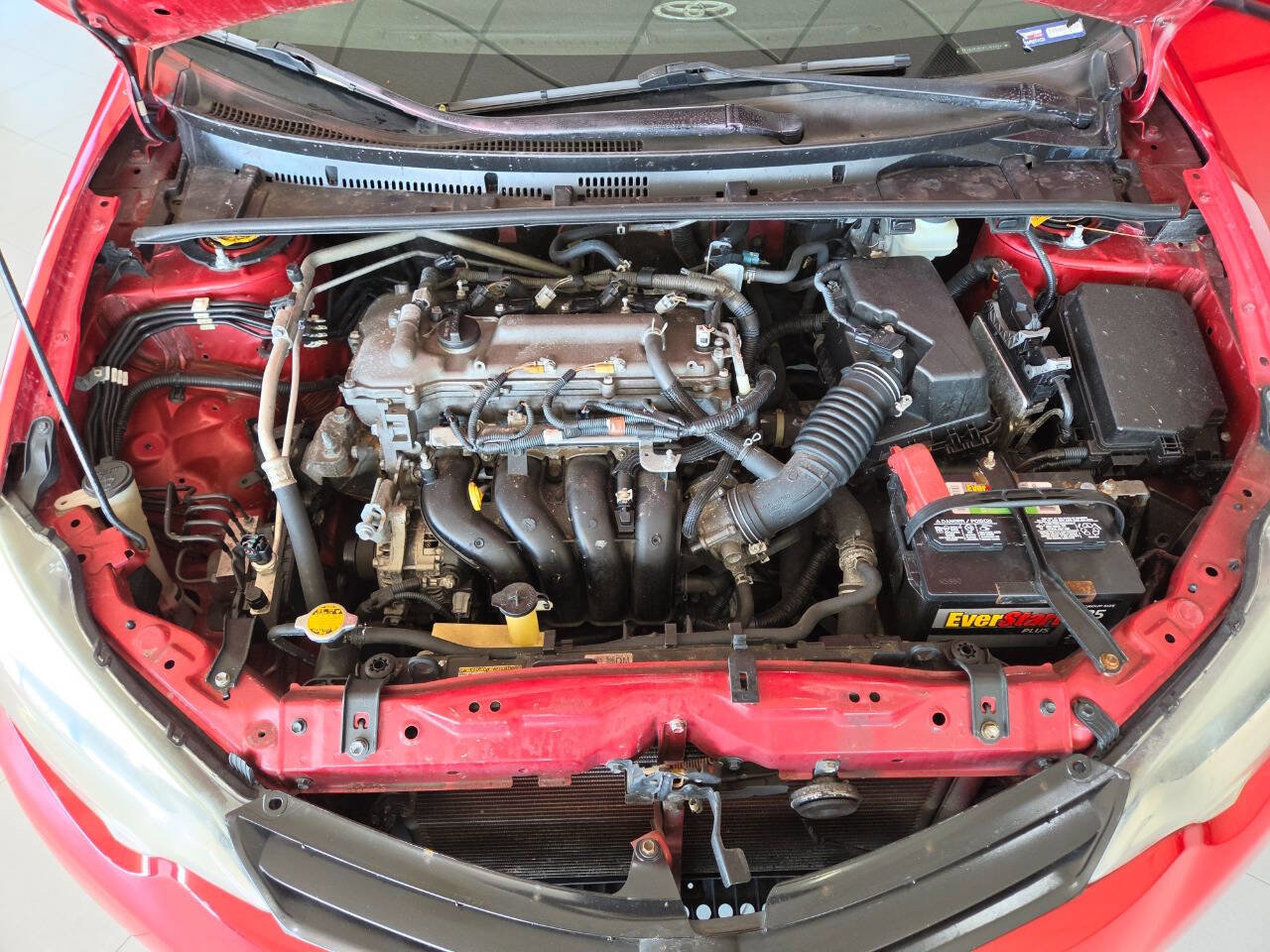 Used 2015 Toyota Corolla LE FWD image 34