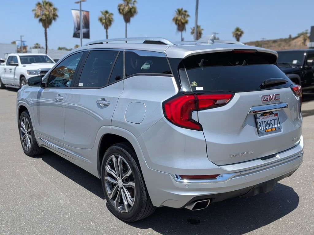 Used 2019 GMC Terrain Denali w/ Advanced Safety Package AWD/4WD image 3