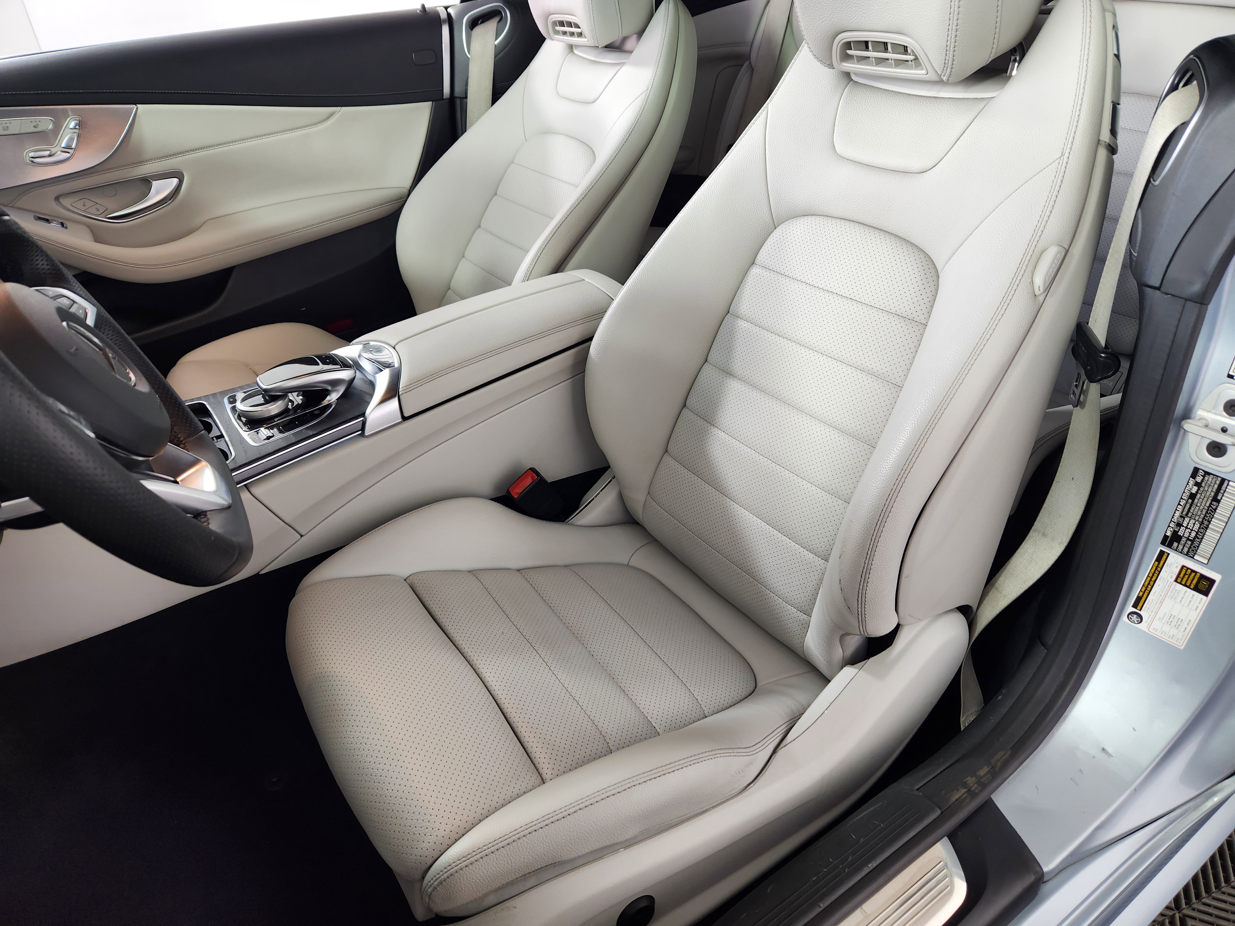 Used 2017 Mercedes-Benz C 300 4MATIC Cabriolet image 12