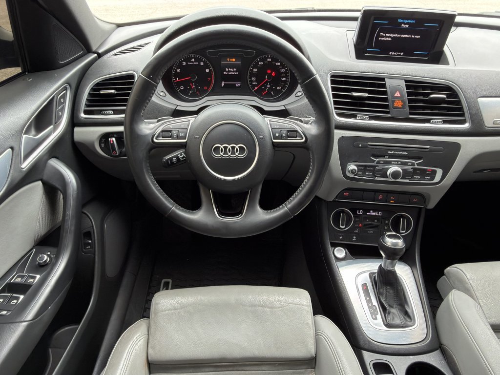 Used 2018 Audi Q3 2.0T Premium w/ Convenience Package AWD/4WD image 11