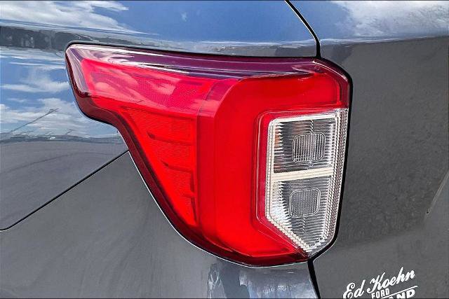 Certified 2023 Ford Explorer XLT AWD/4WD image 30