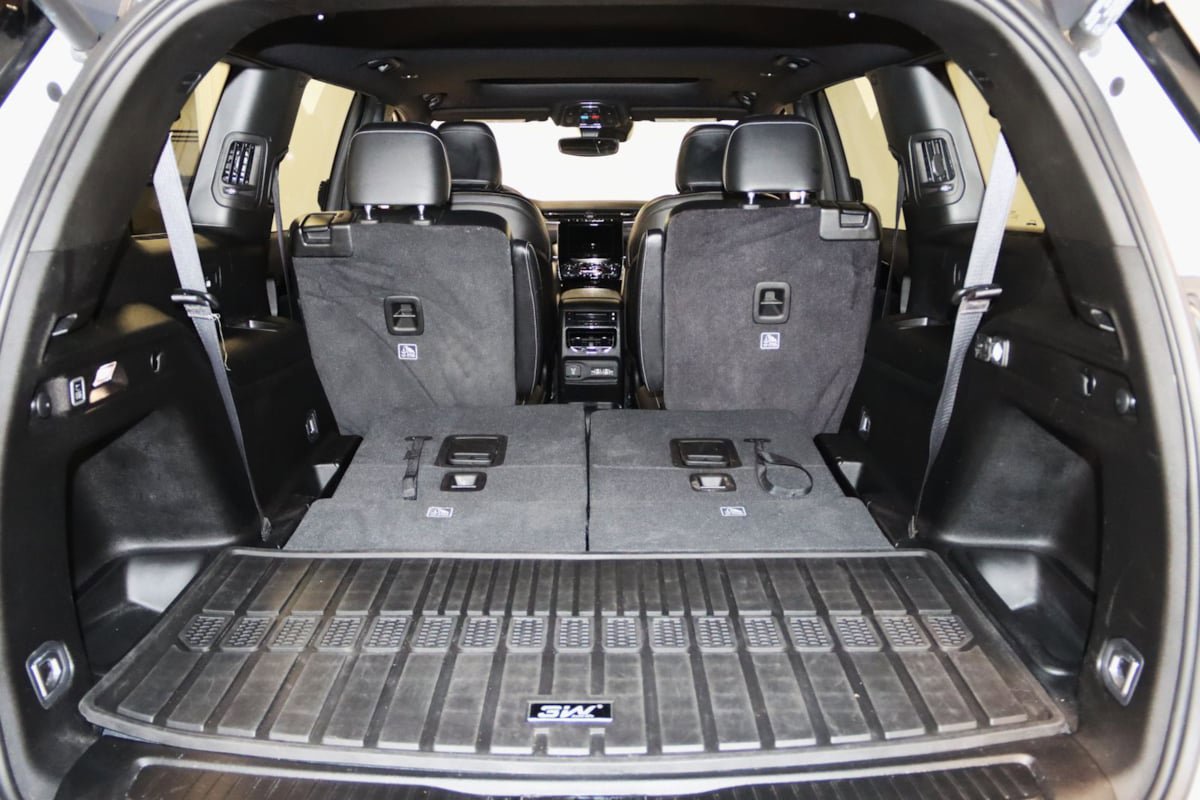 Used 2023 Jeep Grand Cherokee L Laredo AWD/4WD image 67