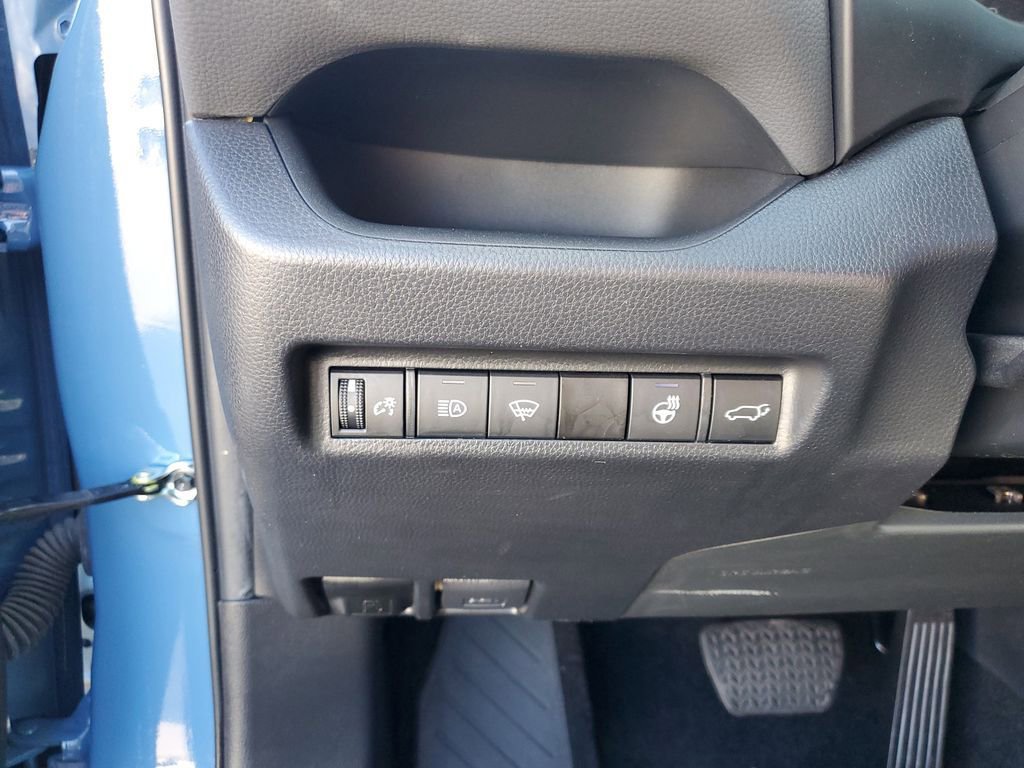 Used 2022 Toyota RAV4 TRD Off-Road image 25