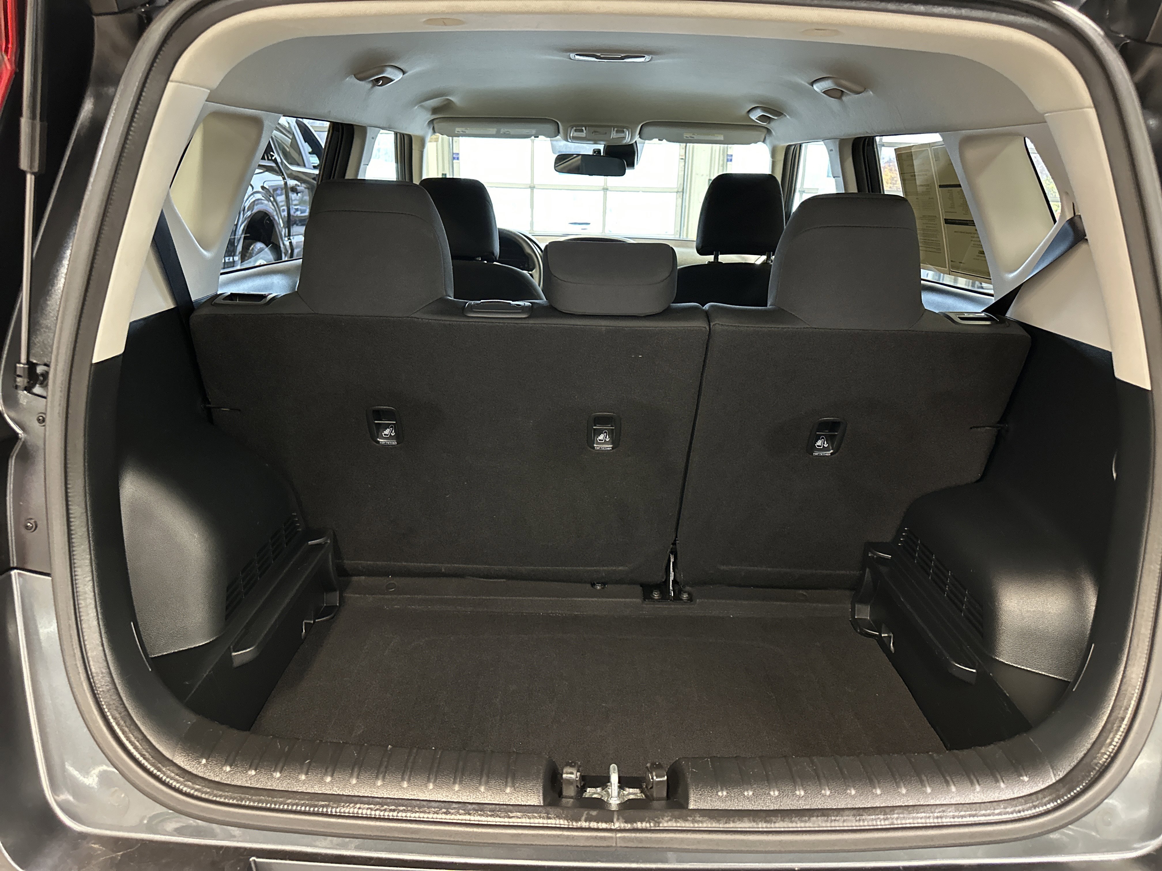 Used 2022 Kia Soul LX w/ Technology Package image 6