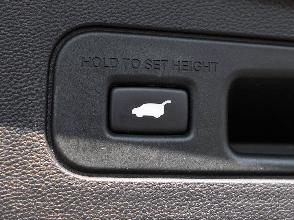 Certified 2023 Acura MDX SH-AWD w/ Technology Package image 47