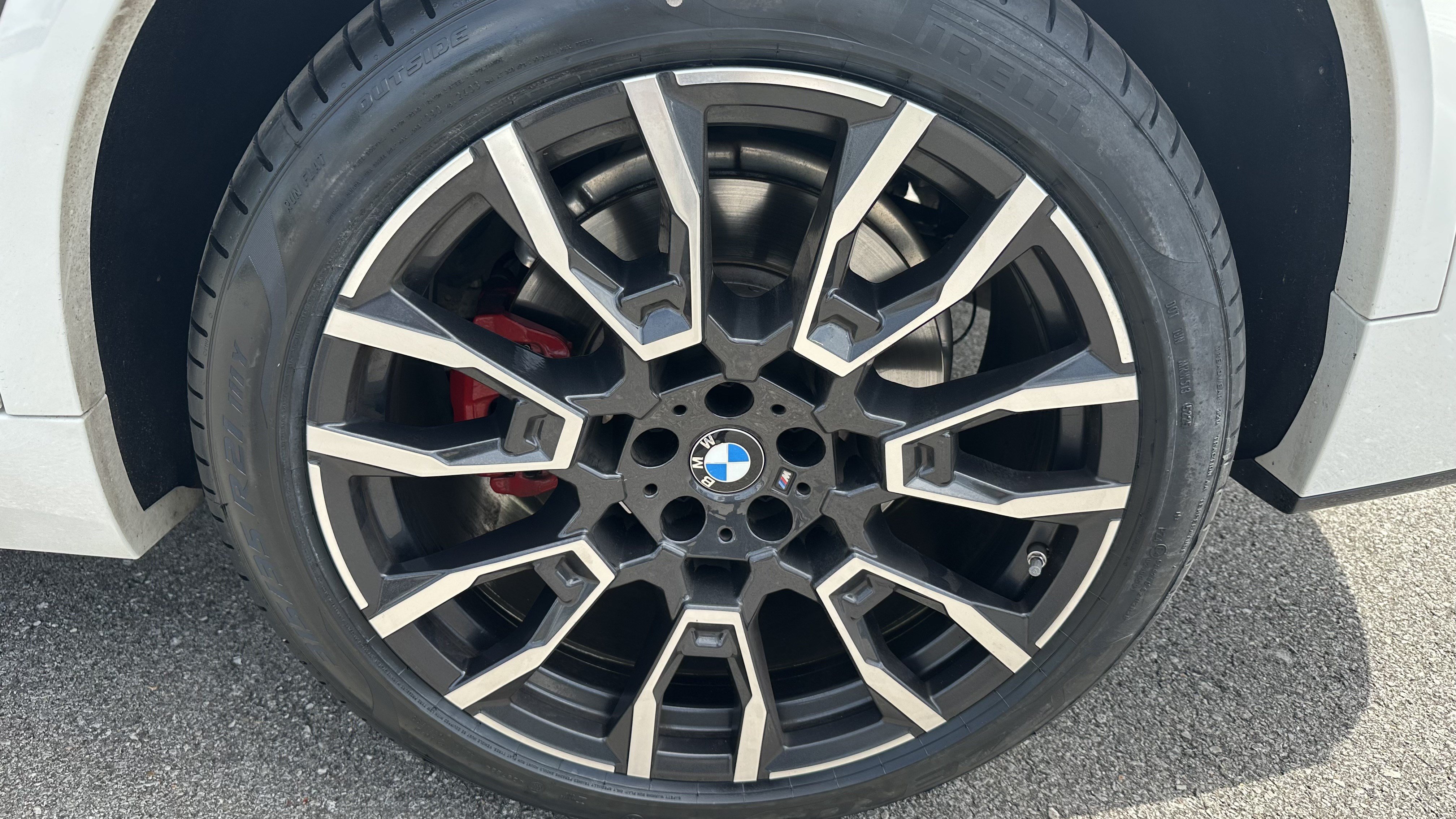 Certified 2025 BMW X5 M60i AWD/4WD image 13