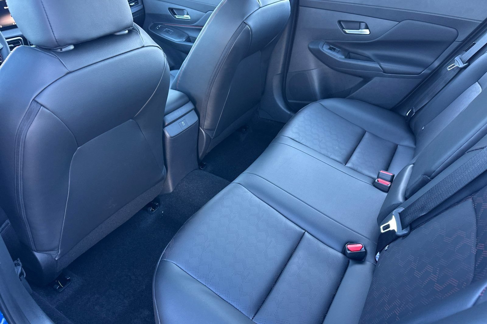 New 2026 Nissan Sentra SR w/ SR Premium Package FWD image 14
